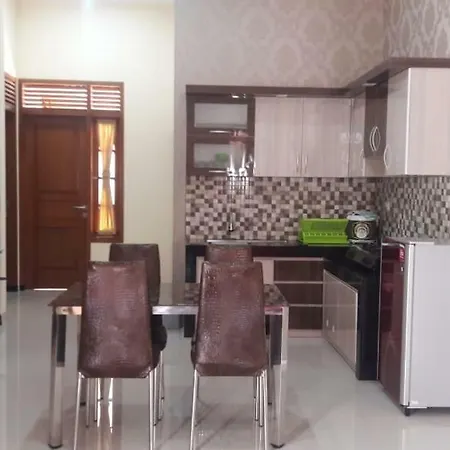 Villa Kusuma Pesanggrahan-2